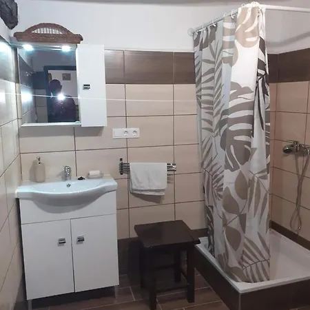 Letunt Idok Vendeghaz Farm stay *