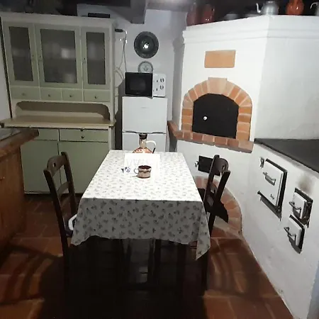 Letunt Idok Vendeghaz Farm stay *